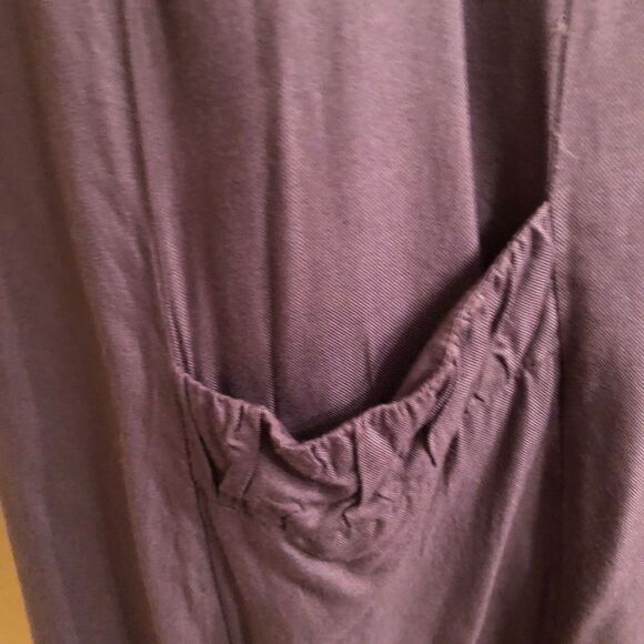 Kenzie Pretty Flowy Dress with Pockets! Sz M - Picture 3 of 7